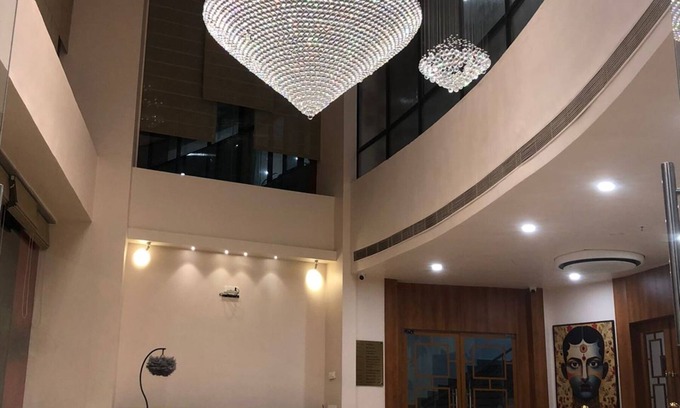 Hubli Hotel | OASIS SUITES