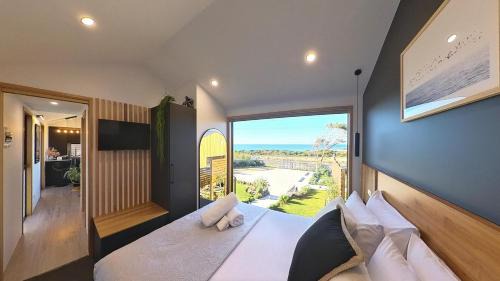 Bicheno House | Ocean breeze homestays 1