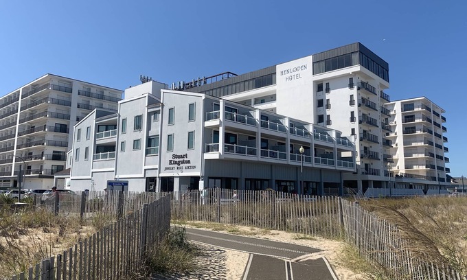 Rehoboth Beach Condo | Ocean Dreams - Newly Renovated - Ocean Front Condo 4/Bed 3/Bath
