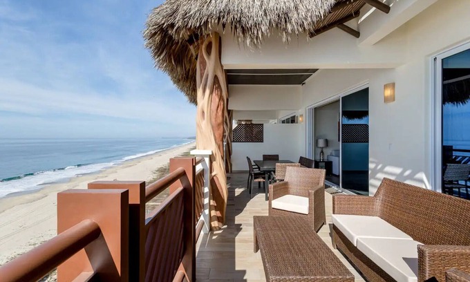 San Pedro Mixtepec Condo | Ocean Front 3 Bedroom Penthouse with Resort Amenities Overlooking the Pacific!
