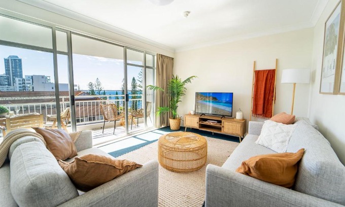 Biggera Waters Apartment | Ocean View 2BR Apartment and SPA