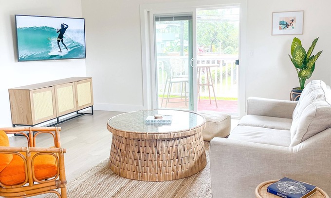 Haleiwa Apartment | Ocean View Haleiwa Home - EPIC location steps from beach and downtown