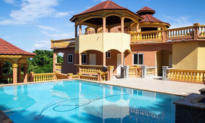 Montego Bay Villa | Ocean View Terrace