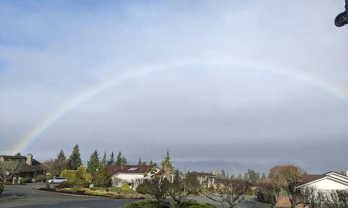 Boulevard Bluffs House | Ocean Views +EZ Ferry to San Juan Islands