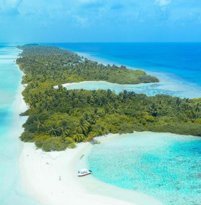 Kudahuvadhoo House | Oceana Inn Maldives - Snorkeling, Sandbank & Surfing Adventures in Kudahuvadhoo Island