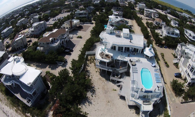 Loveladies House | Oceanfront 7+BR, 3rd fl pool, roof top hot tub.