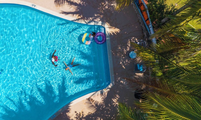 Salt Gut Villa | Oceanfront, Cook, 15min OchoRios, Butler, Housekeeper, Kayaks and Snorkels, Pool