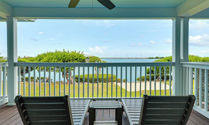 Marathon House | Oceanfront Duck Key Villa: 2 Marinas Steps Away!