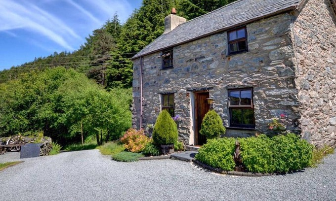 Trefriw House | Ochr y Foel in the beautiful Trefriw