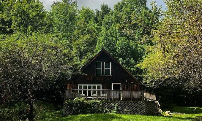 Braintree Cabin | Off Grid Cabin