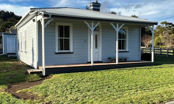 Ohakune Ski Chalet | Ohakune Junction Chalet - 200m from the Powder Keg