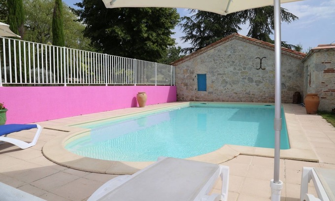 Montpezat House | Old house, charm and calm assured. For eight people