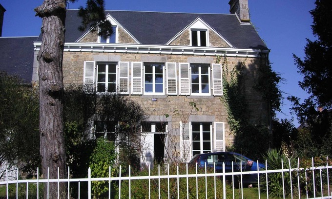 Dragey-Ronthon House | Old mansion in the Mont Saint Michel bay