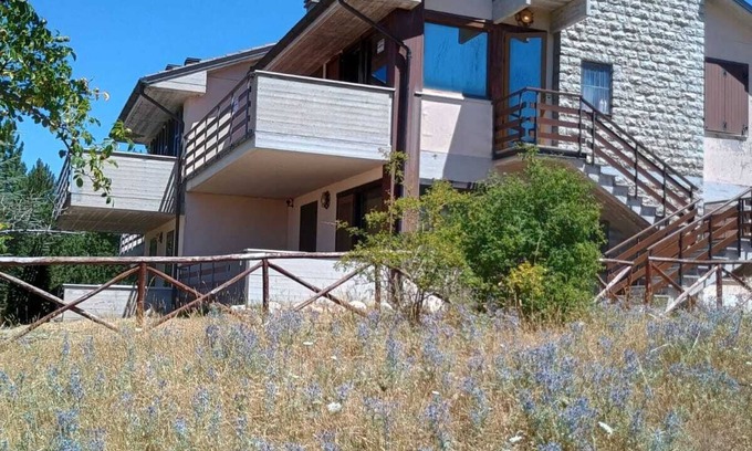 Frontignano Apartment | Old Path Apartment