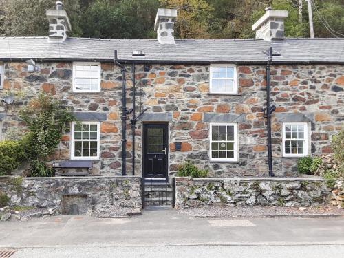 Beddgelert House | Old Tan Rhiw