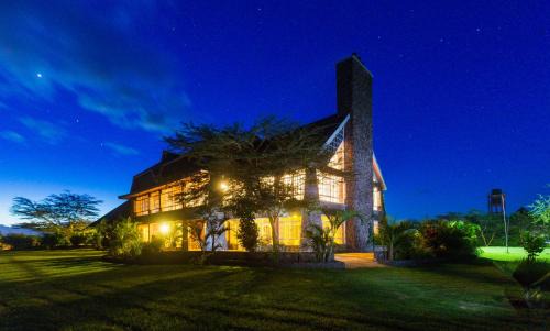 Nguluni Hotel | Oldonyo Sapuk Resort
