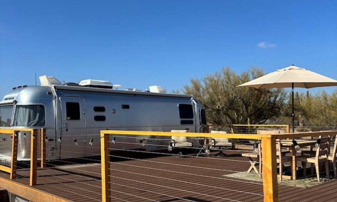 Rio Verde Foothills House | Olesen Mountain Desert Airstream
