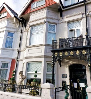 Porthcawl House | Olivia House