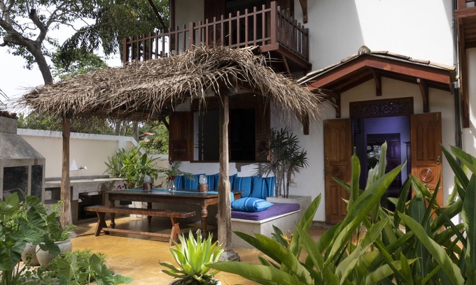 Kaduruduwa Villa | OLU VILLA Set in a Lush and Serene Garden.