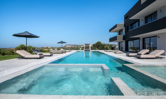 Skaleta Villa | Omnia Luxury Villa, 100m2 Pool, Whirlpool & Gym