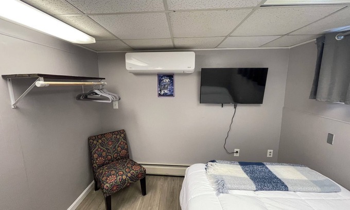 Hartland Apartment | ON THE GO!