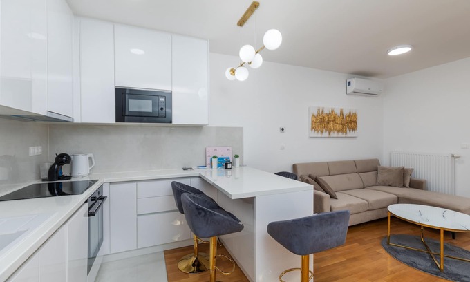 Zagreb Apartment | One bedroom apartment with balcony Zagreb (A-22577-a)