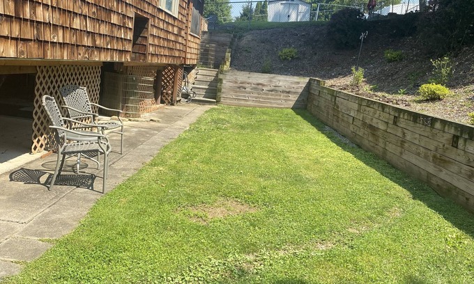 Morgantown House | ONLY 10 min to West Virginia University!