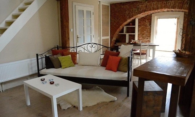 Bretejovce Apartment | Originálne bývanie v starej sýpke z roku 1828.