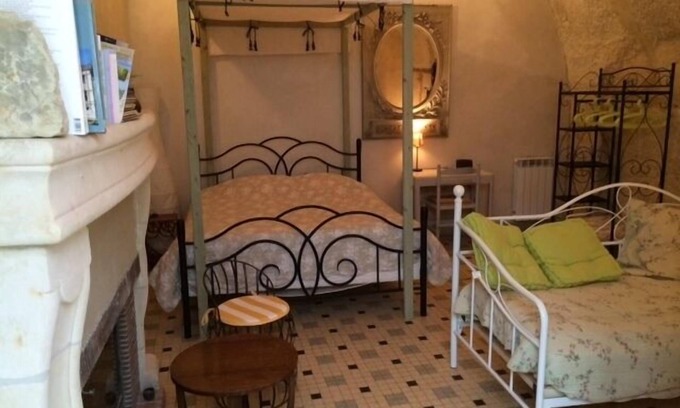 Parnay House | Original troglodyte house on the banks of the Loire: Les Troglos Verts