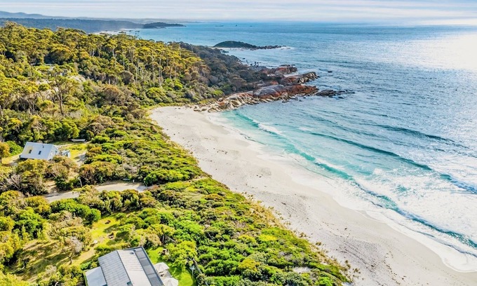 Binalong Bay House | Oriole Bay of Fires - Experience beachfront living