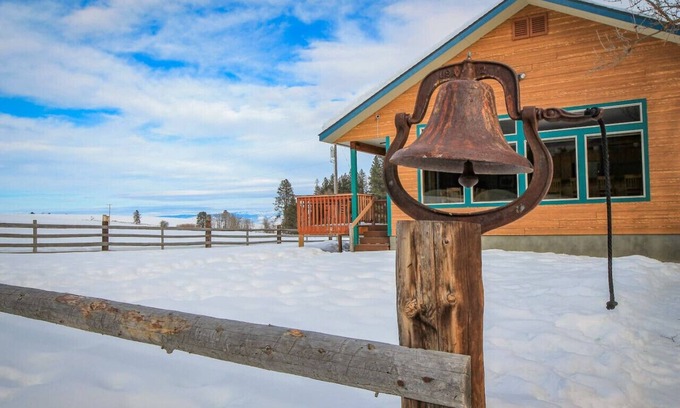 Haines Apartment | Orville Chandler Ranch, Majestic Views! Sleeps 7, Local Golfing 50% Off!