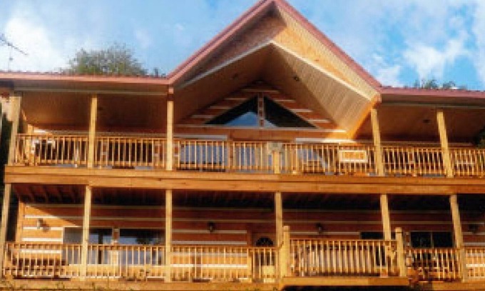 Magnet Cabin | Our Newest, Largest, and most Comfortable Retreat