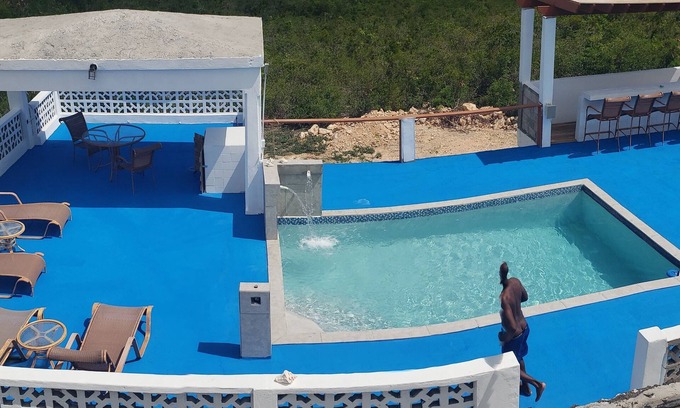 South Hill Apartment | OUR STUDIO APARTMENTS COMES EQUIPPED WITH ALL ESSENTIAL NEED