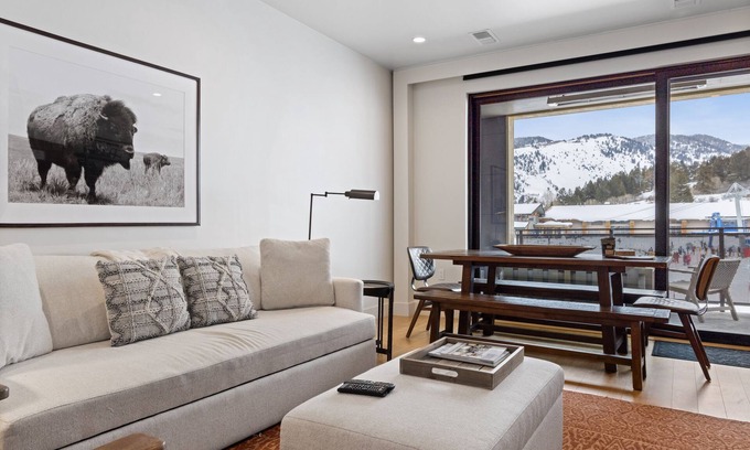 Jackson Condo | Outpost: One Town Hill 500 - Base of Snow King Mtn
