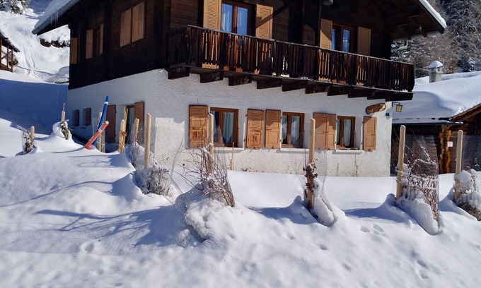 Chandolin Ski Chalet | Outside : Chalet of about 132m2, for 10 persons, with garden and garden furniture -Interior: living