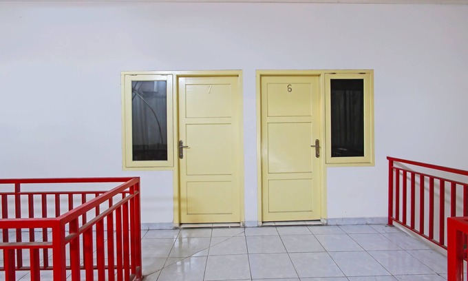 Muncar Hotel | OYO 3060 Al Fatih Guest House Syariah