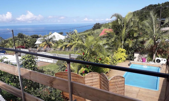 Saint-Joseph Bed & Breakfast | p'ti case d'éléna