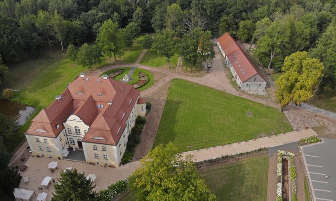 Nowogrod Bobrzanski Bed & Breakfast | Pałac Bogaczów - noclegi - restauracja - przyjęcia