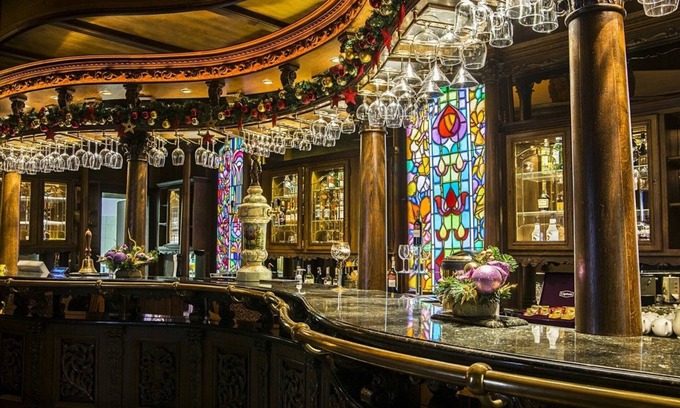 Dabrowa Gornicza Hotel | Pałac Dąbrowa Górnicza