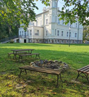 Karlino Apartment | Pałac Lubiechowo