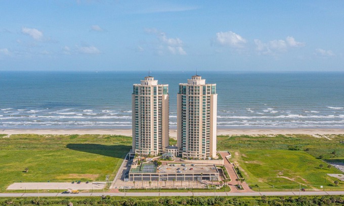 Galveston Condo | Palisade Palms Beachfront Condo Oasis