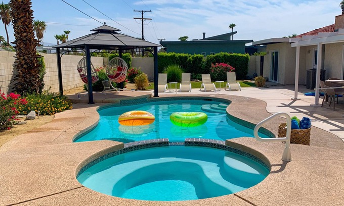 Desert Park Estates House | Palm Springs Pet Friendly Pool and Spa Oasis