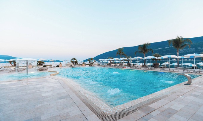 Igalo Hotel | Palmon Bay Hotel & Spa