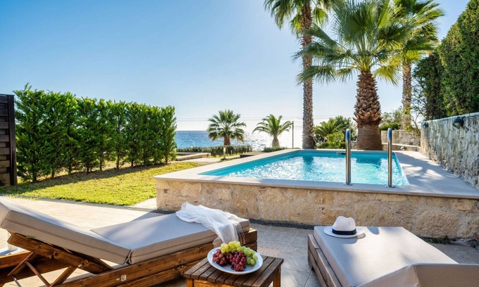 Nea Skioni Villa | Palmrise Luxury Villas - Maistros Villa