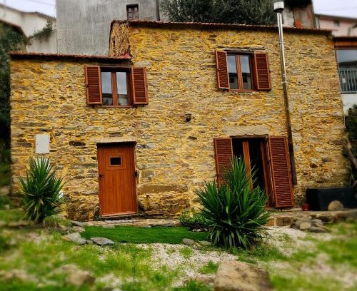 Pampilhosa da Serra House | PampiHouse, casa de xisto junto ao rio