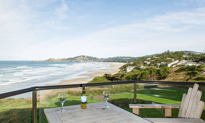 Newport Condo | Panoramic Pacific Views at this 2nd floor luxury oceanfront condo, beach access