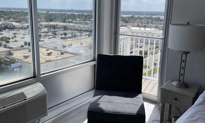 Ortona Park Condo | Panoramic Penthouse Daytona Beach- The best views in area!