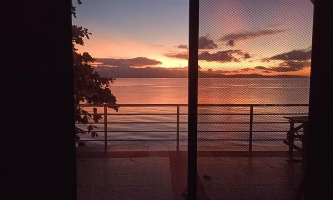 Malitbog House | Paradise on Sogod Bay, 3 bedrooms/2 Full Baths, Ocean View, Pet- friendly.