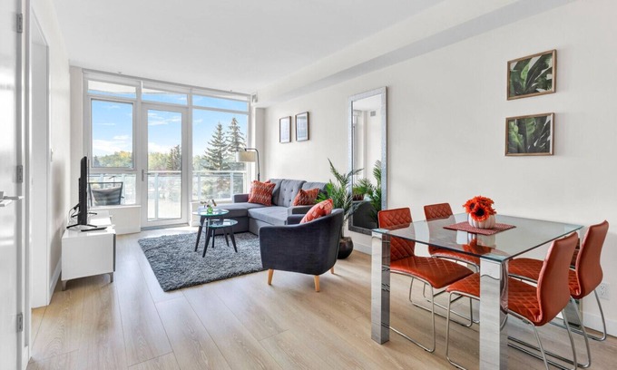 Bow Riverfront Condo | Parkside at Waterfront in downtown Calgary