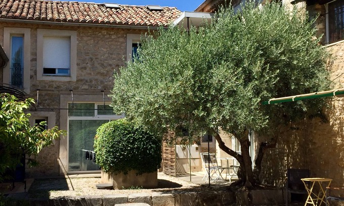 Maubec House | Part of Résidence Lou Boulidou, former winery, now unique holiday homes.